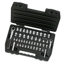 GearWrench 8946 - 46 Pc. 1/4" and 3/8" Drive 6 Point SAE/Metric Pass-Thru™ Mechanics Tool Set