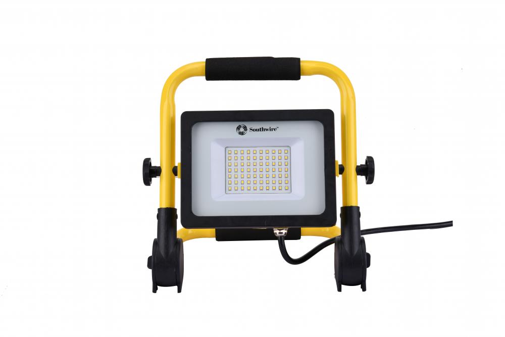 HANDHELD 400LM LED RECHARGEABLE, YJ<span class=' ItemWarning' style='display:block;'>Item is usually in stock, but we&#39;ll be in touch if there&#39;s a problem<br /></span>